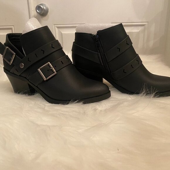 Justfab Hit The Road Heeled Booties - Picture 6 of 8